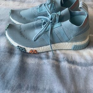 Adidas NMR racer sneakers blue tint size 8 like new